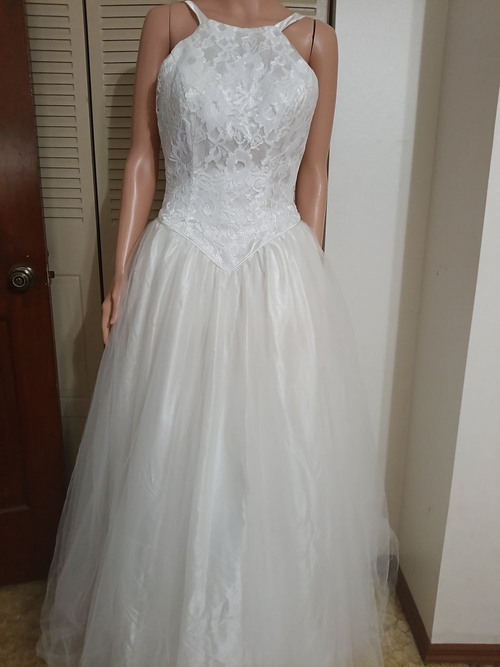 White Lace Ball Gown Wedding Dress